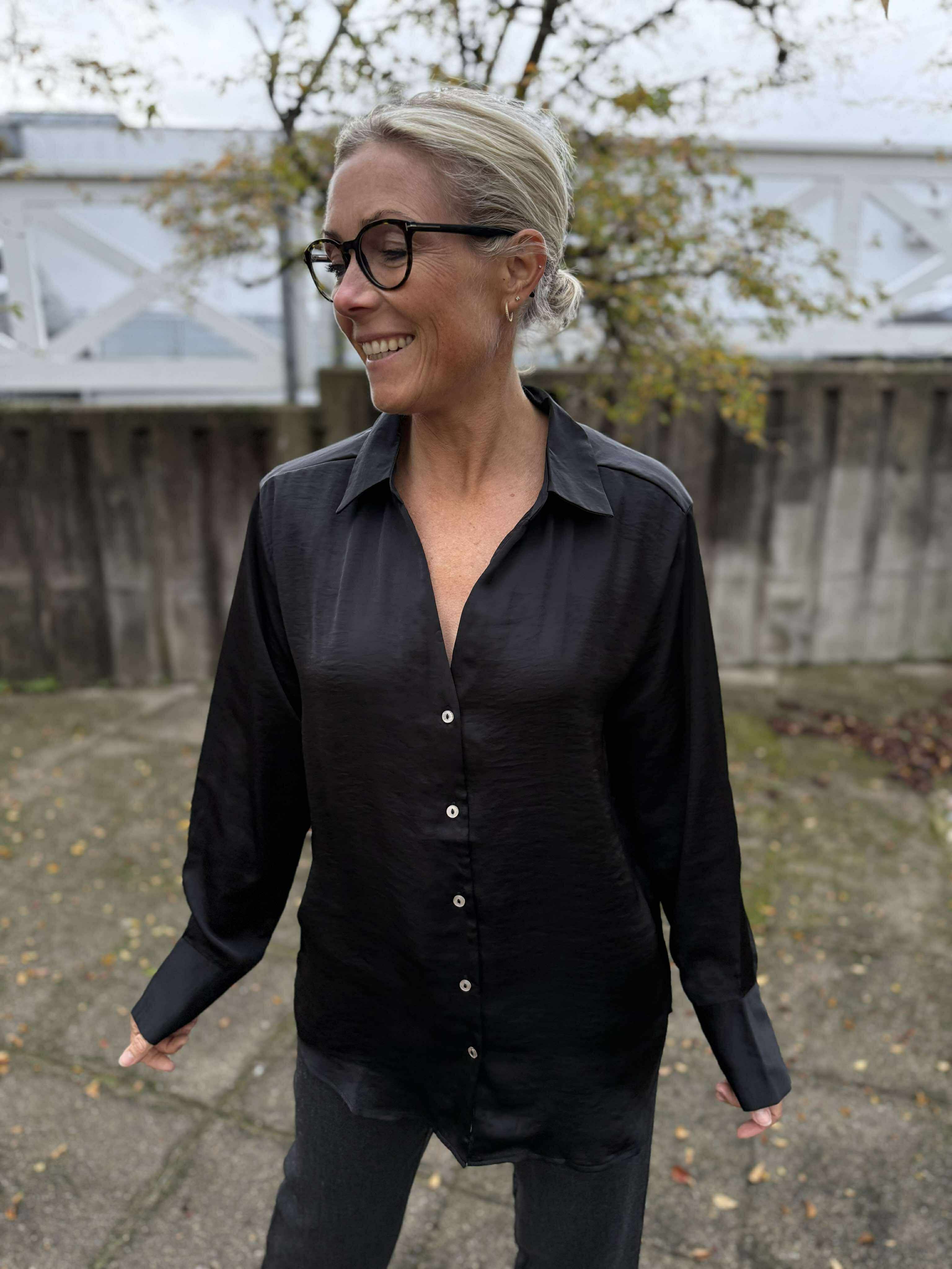 VMSOMMER Shirt - Black